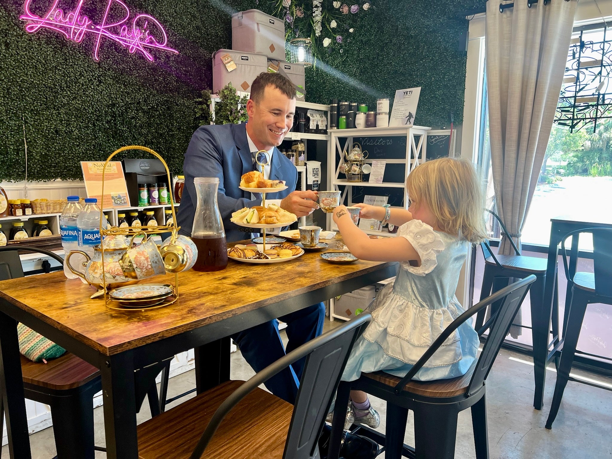Tea Parties – Lady Ray's Culinary Delights